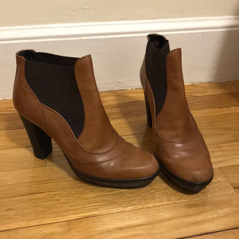 Tod’s cognac ankle boots, sz 37.5